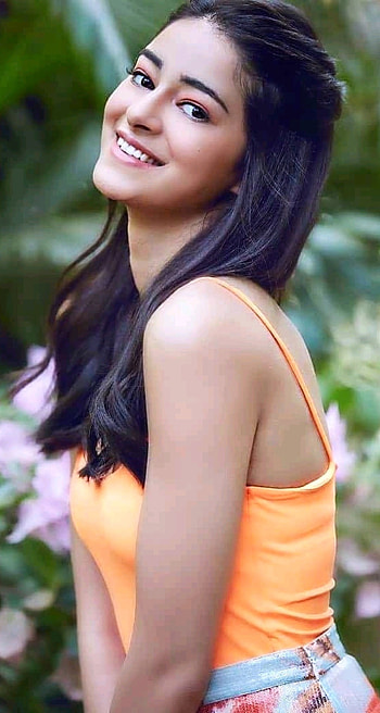 Ananya pandey, hair, lip HD phone wallpaper