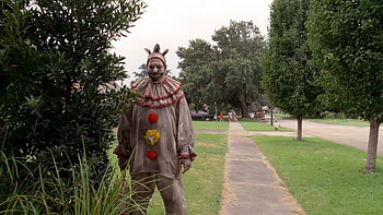 Twisty from American Horror Story Season 4 / Michael Myers/Halloween Nod [] ... HD wallpaper