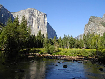 Mountain, trees, sky, pond HD wallpaper