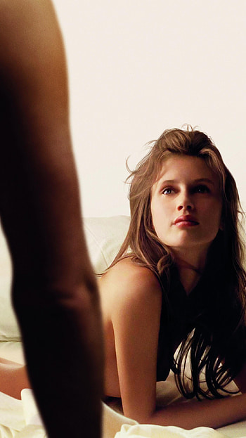 Young & Beautiful (2022) movie HD phone wallpaper