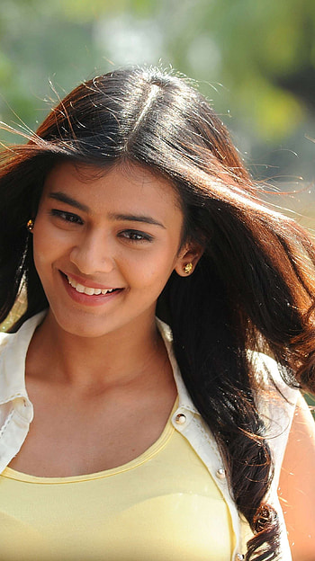 Hebah Patel, telugu actress, angel HD phone wallpaper