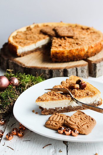 Irresistible spekulatius cheesecake, Alexkitchenlove creation, Tempting treat, Gourmet delight HD phone wallpaper