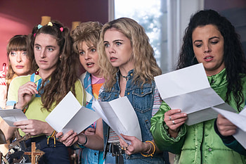 Derry Girls fans, Channel 4 schedule shake-up, Frustration, Change in programming HD wallpaper