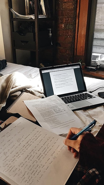 Laptop Aesthetic, Studying HD phone wallpaper