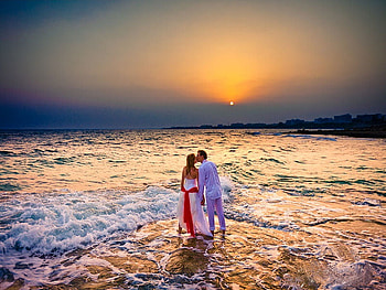 Beach stroll, sand, man, ribbon, wedding dress, beautiful, romance, sunrise, beach, woman, waves, kiss, romantic, water, sun, ocean HD wallpaper