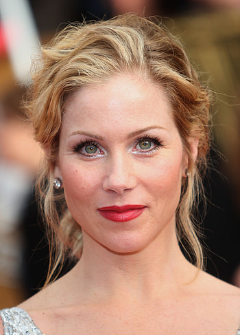 Christina Applegate HD phone wallpaper