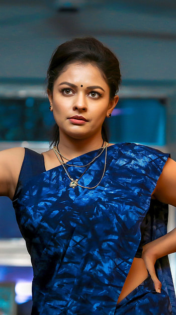 Pooja, tamil actress, saree lover HD phone wallpaper