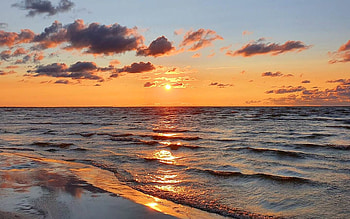 Sunset over Sea, sea, clouds, Latvia, sunset HD wallpaper