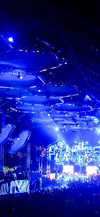 Blue nightclub vibes, Futuristic , Energetic scene, Dynamic atmosphere HD phone wallpaper