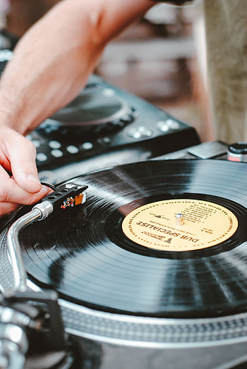 Music, Hand, Retro, Vinyl Player, Vinyl Record HD phone wallpaper