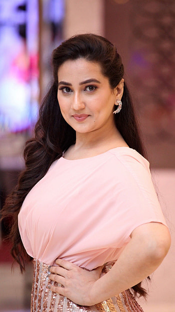 Manjusha, telugu actress, anchor HD phone wallpaper