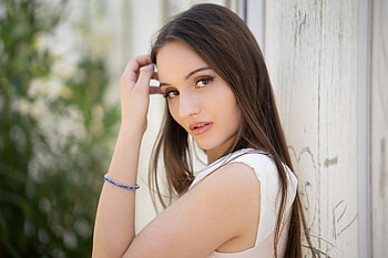 Girl Look In Depth , girls, model HD wallpaper