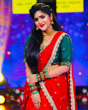Aishwarya raj, red, sari, Telugu actress HD phone wallpaper