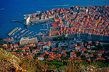 Dubrovnik ancient walls, Medieval Croatia view HD wallpaper