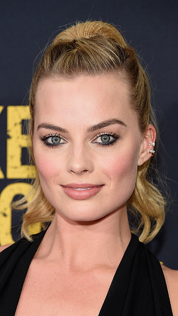 Margot Robbie, Hollywood Actress HD phone wallpaper