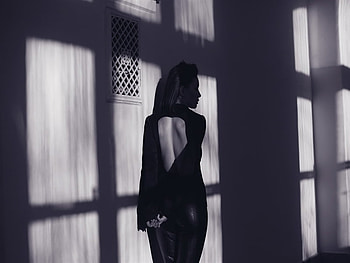 Choice, miss, lost, black and white, alone, woman HD wallpaper