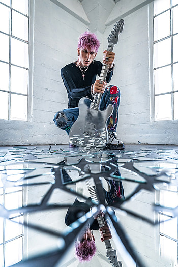 Machine Gun Kelly, MGK, rock, glass, grunge, pink, music, tattoos, 2022, mainstreamsellout, shatter HD phone wallpaper