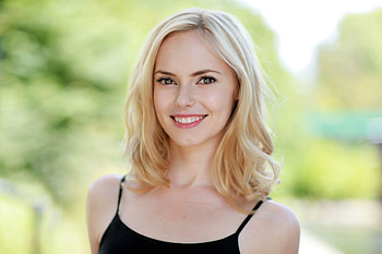 Hannah Tointon , hannah-tointon, celebrities, girls, smile, smiling HD wallpaper
