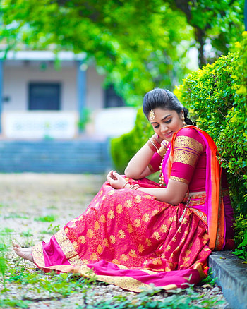 Sreemukhi, dress, flash graphy HD phone wallpaper