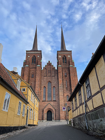 Roskilde Cathedral, International contest, Captivating , Study abroad memories HD phone wallpaper