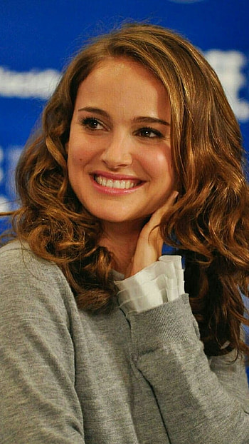 Natalie Portman, Heroine HD phone wallpaper
