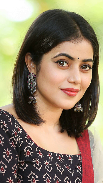 Poorna Kasim, multilingual actress, model HD phone wallpaper