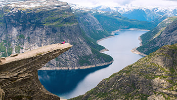 Adventure planning, Trolltunga experts, Memorable experiences, Outdoor enthusiasts HD wallpaper