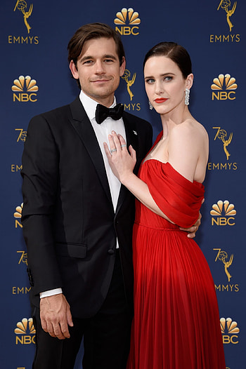Rachel Brosnahan, Marvelous Mrs. Maisel star, Celebrity news, Jason Ralph HD phone wallpaper