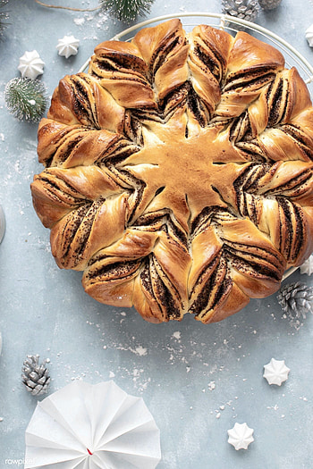 Poppy Seeds, Star bread creation, Homemade goodness, Raisin infusion HD phone wallpaper