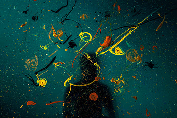 Abstract, Silhouette, Spray, Blur, Smooth, Paint, Glass HD wallpaper