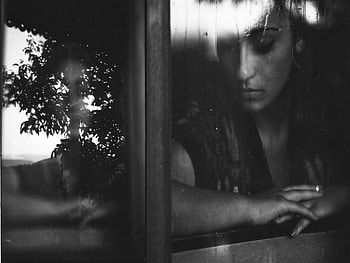 Believe you are loved for you are, graphy, black and white, love, face, woman HD wallpaper