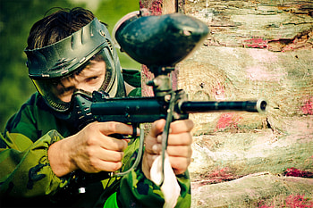 Paintball wars, Gun violence turn deadly HD wallpaper