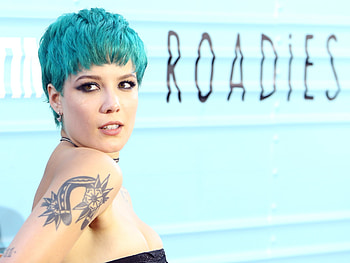 Halsey, background , Music artist HD wallpaper