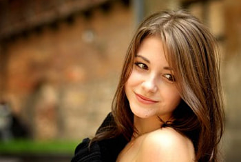 Smile, women, model, hair HD wallpaper