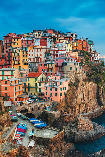 Cinque Terre, Late afternoon, Fishing village, Peaceful life HD phone wallpaper