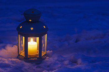 Winter Light, night, lantern, candle, snow HD wallpaper