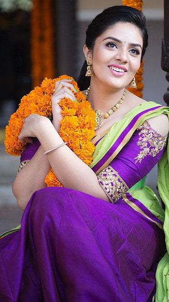 Sreemukhi, telugu actress, model HD phone wallpaper