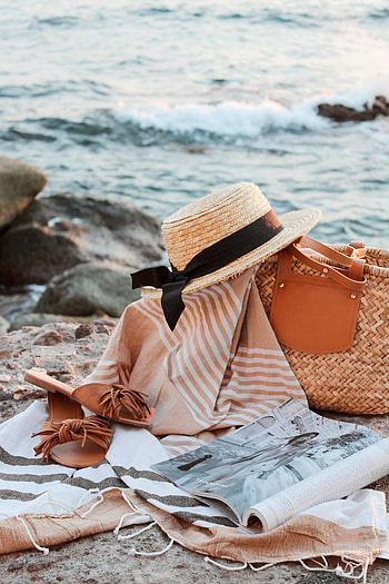 Beach, Miscellanea, Miscellaneous, Cloth, Bag, Hat, Magazine, Journal HD phone wallpaper