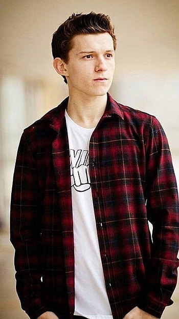 Tom Holland, Hollywood, Hero HD phone wallpaper
