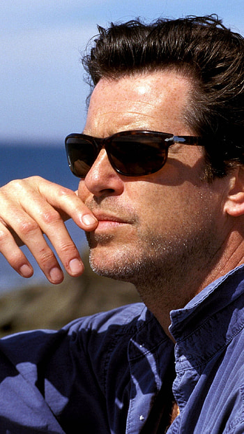Pierce Brosnan, Screen beauty, Stylish actor, Charming personality HD phone wallpaper