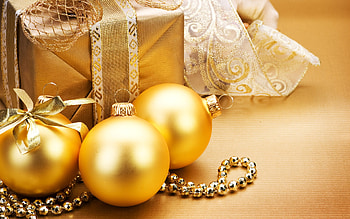 Christmas Time 2 - for my friend grandmere, christmas gift, decoration, beautiful, balls, gold colour HD wallpaper