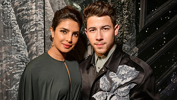 Priyanka Chopra, Nick Jonas, Favorite part of marriage HD wallpaper
