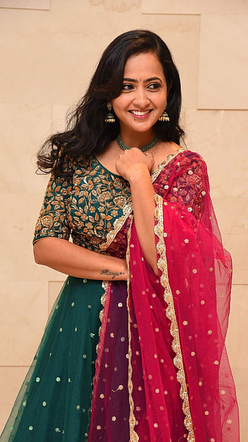 Lasya Manjunath, telugu actress, anchor HD phone wallpaper