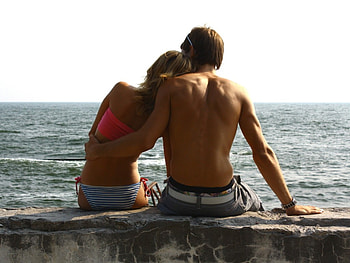 Tenderness at the seaside, sea, seaside, tenderness, he, love, lovers, she HD wallpaper