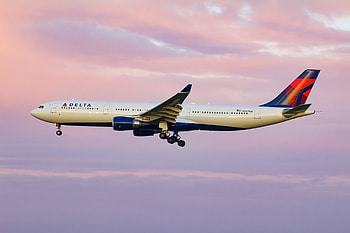 Delta Air Lines, Travels, Skymiles use, last-minute domestic awards HD wallpaper