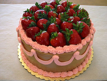 Fresh Strawberry Cake, sweet, delicious, creemy, nice HD wallpaper
