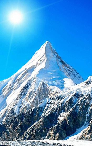 Mount Everest, Mountain landscape, Nature graphy, Serene beauty HD phone wallpaper