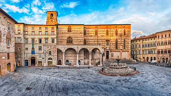 Perugia electric cars, Access benefits, ZTL area, Blue parking spaces HD wallpaper