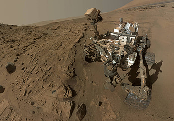 Martian Anniversary Selfie, planets, fun, space, cool, mars HD wallpaper