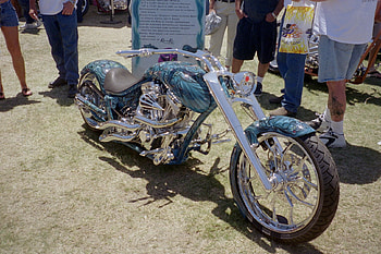 CUSTOM HARLEY, outside, custom, harley, davidson, show, bike, hot HD wallpaper